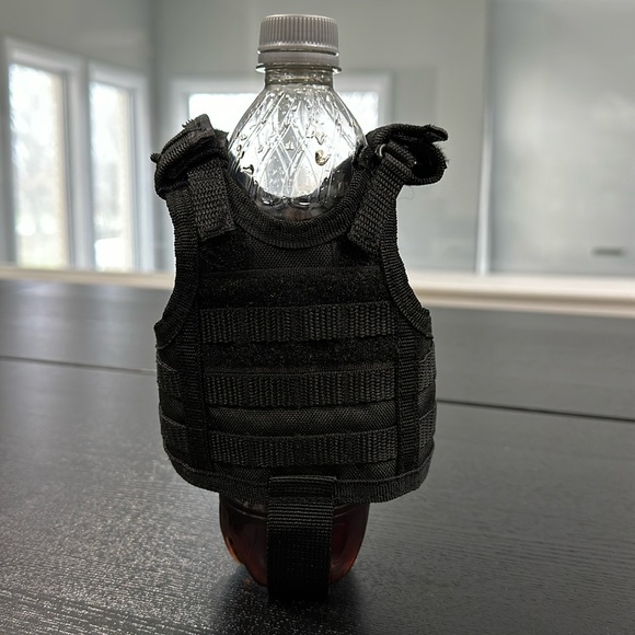 Tactical Vest Bottle/Cup Holder - Picture 6 of 8